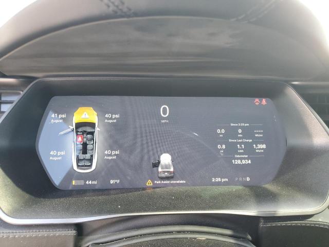 71095735 :رقم المزاد ، 5YJXCBE26JF120058 vin ، 2018 Tesla Model X مزاد بيع