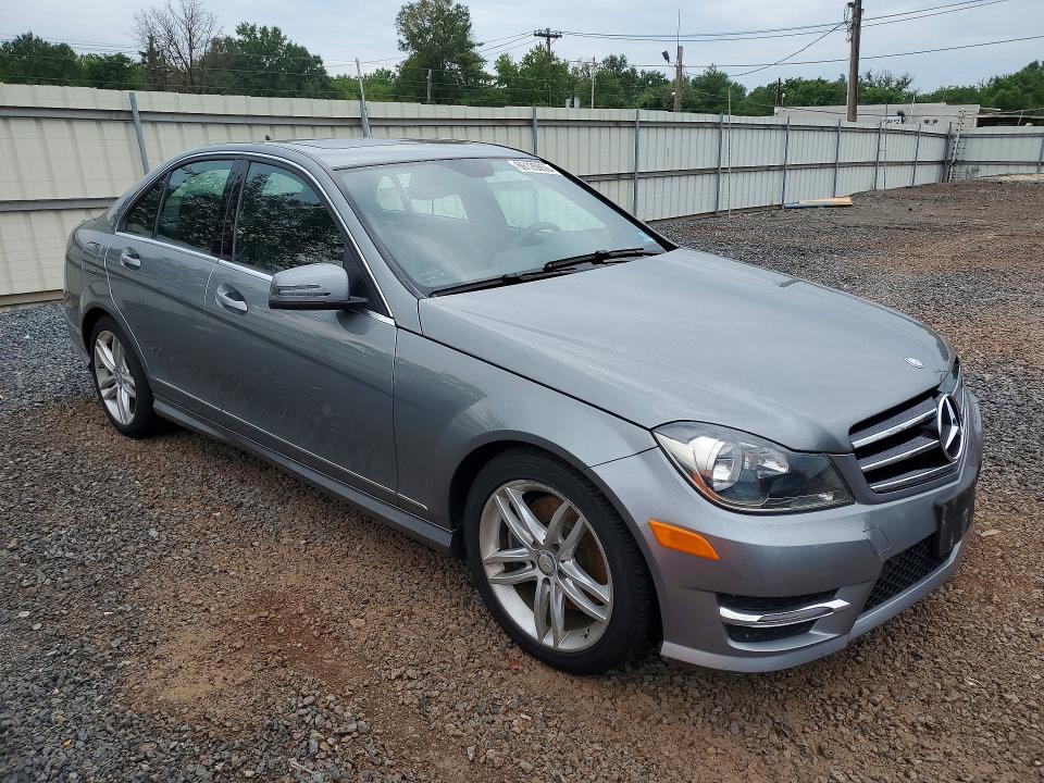 66126856 :رقم المزاد ، WDDGF8AB0ER319323 vin ، 2014 Mercedes-benz C مزاد بيع