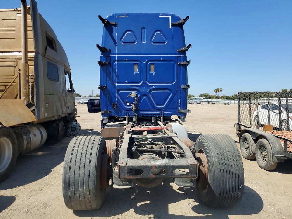 Aukcja sprzedaży 2014 Freightliner Cascadia, vin: 3AKJGLDV7ESFL8028, numer aukcji: 73745395