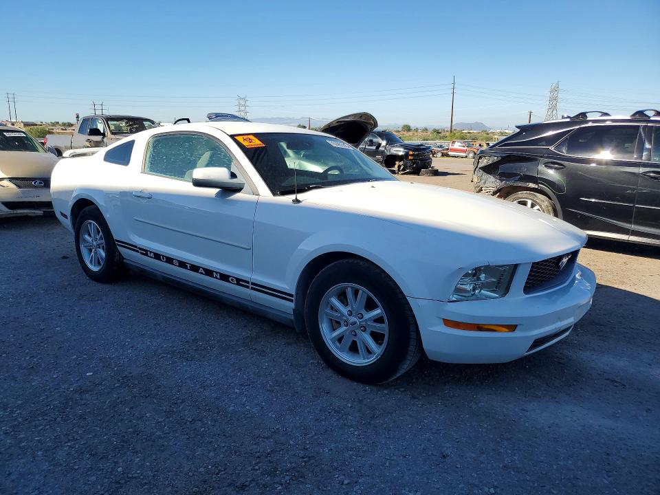2006 Ford Mustang მანქანა იყიდება აუქციონზე, vin: 1ZVFT80N965143257, აუქციონის ნომერი: 70685356