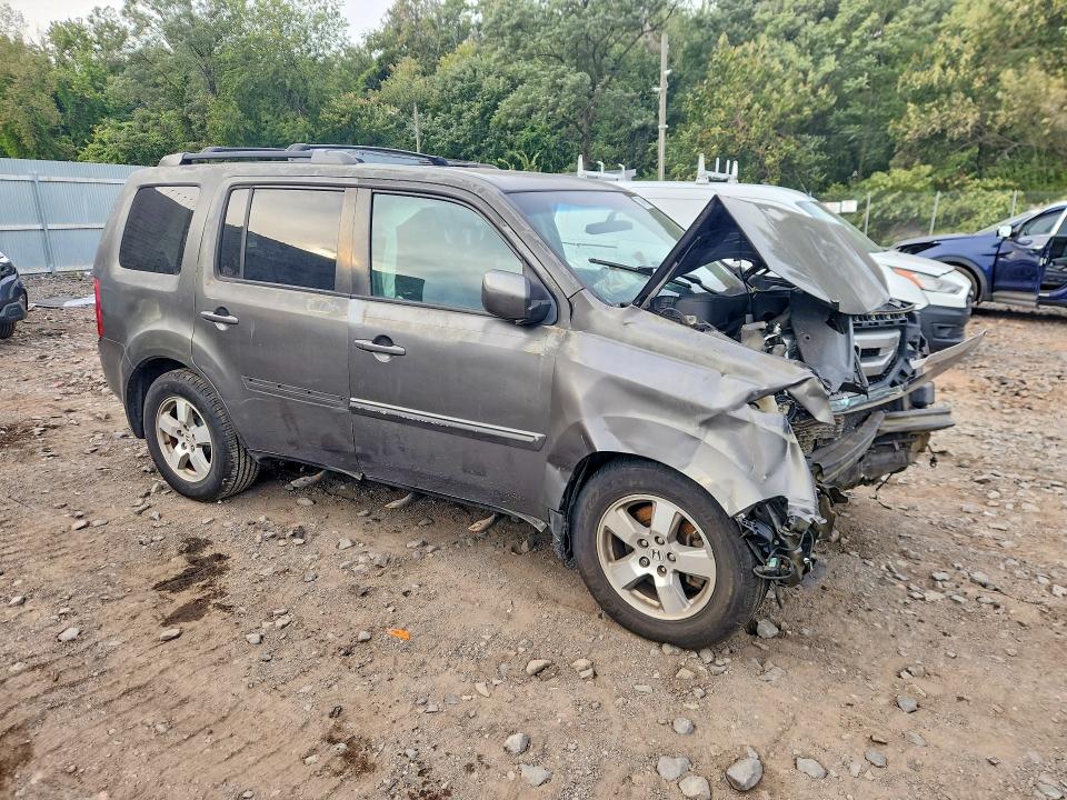 70491126 :رقم المزاد ، 5FNYF4H61BB079362 vin ، 2011 Honda Pilot مزاد بيع