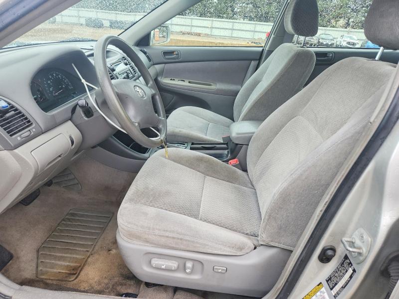 69148346 :رقم المزاد ، 4T1BE32K84U352747 vin ، 2004 Toyota Camry مزاد بيع