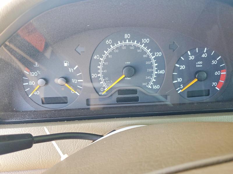71150026 :رقم المزاد ، WDBHA24G5XA767011 vin ، 1999 Mercedes-benz C مزاد بيع