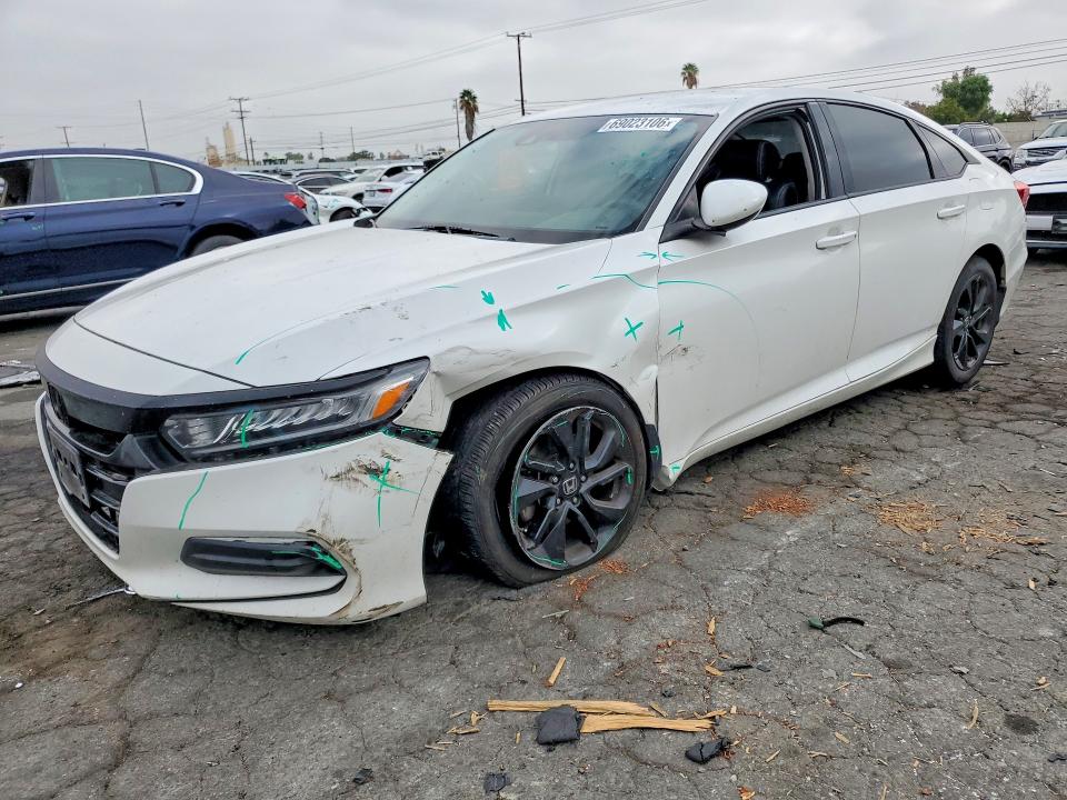 Продажа на аукционе авто 2019 Honda Accord, vin: 1HGCV1F15KA016990, номер лота: 69023106