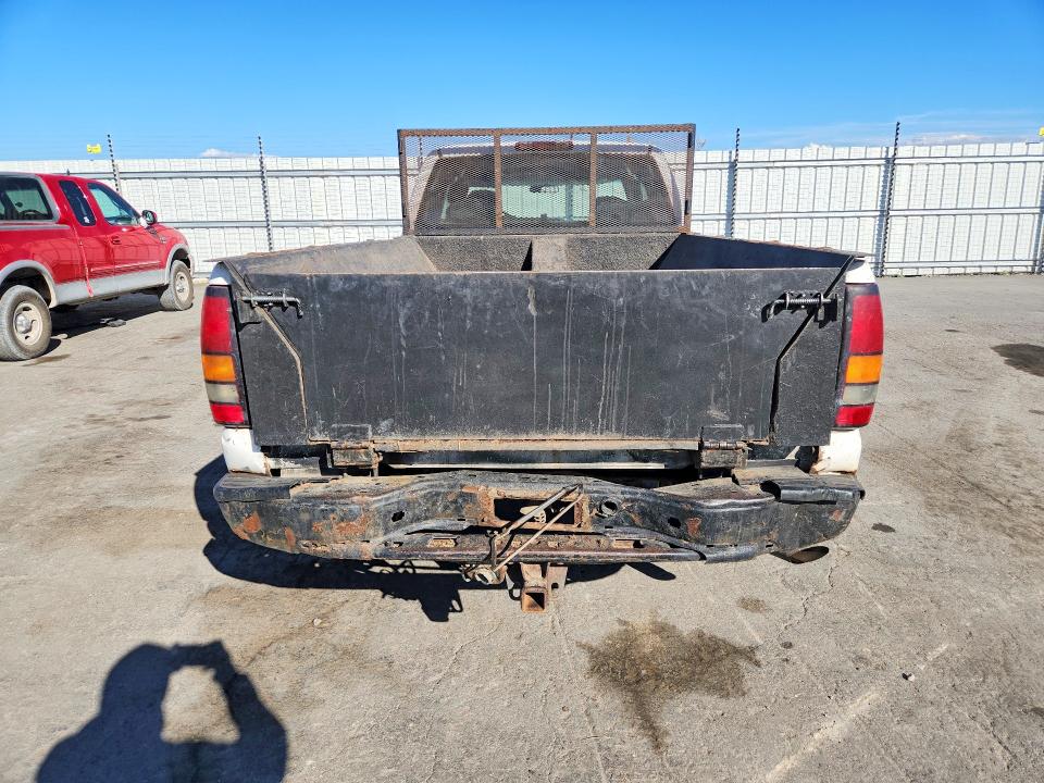 70267366 :رقم المزاد ، 1GTHK29U57E160497 vin ، 2007 Gmc Sierra مزاد بيع
