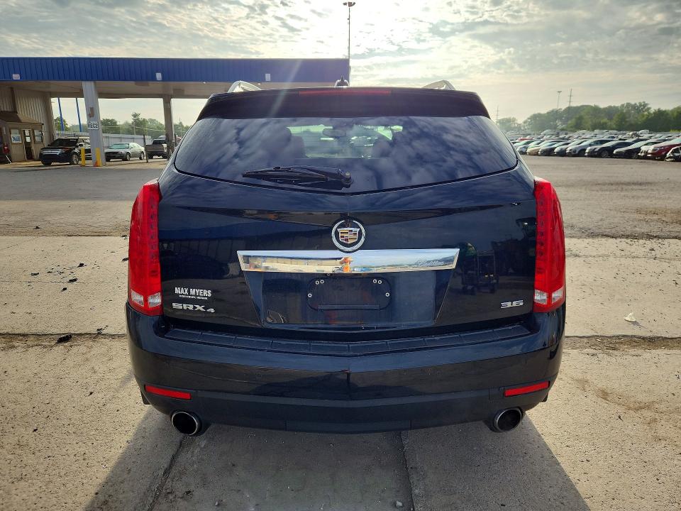 2015 Cadillac Srx მანქანა იყიდება აუქციონზე, vin: 3GYFNGE37FS571858, აუქციონის ნომერი: 68186386
