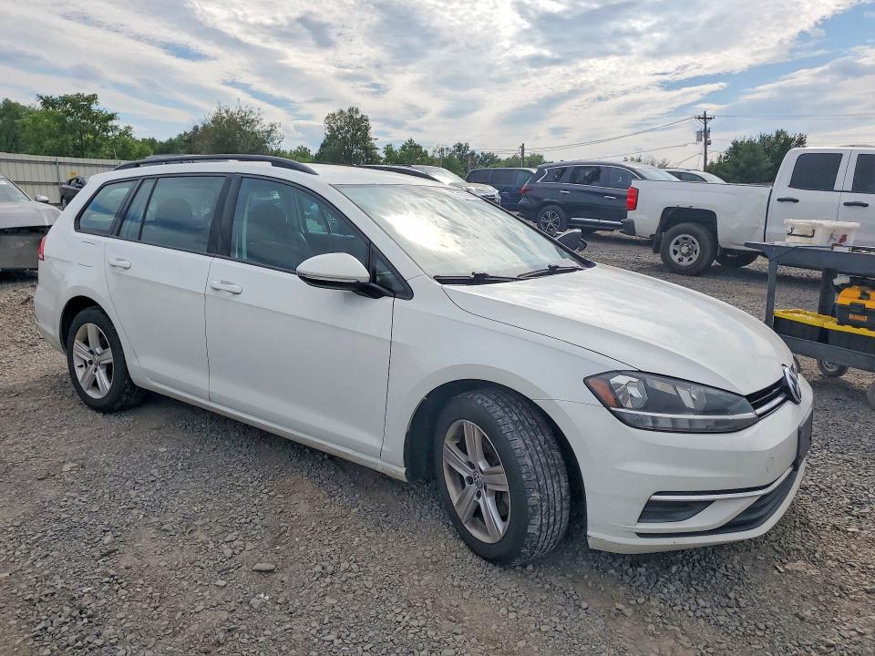 67900086 :رقم المزاد ، 3VW117AU9KM521324 vin ، 2019 Volkswagen Golf Sportwagen مزاد بيع