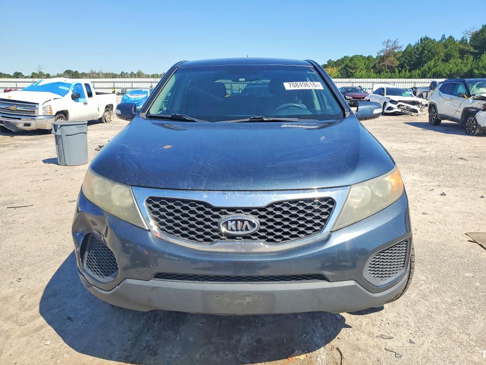 2011 Kia Sorento მანქანა იყიდება აუქციონზე, vin: 5XYKT3A14BG107087, აუქციონის ნომერი: 70849616