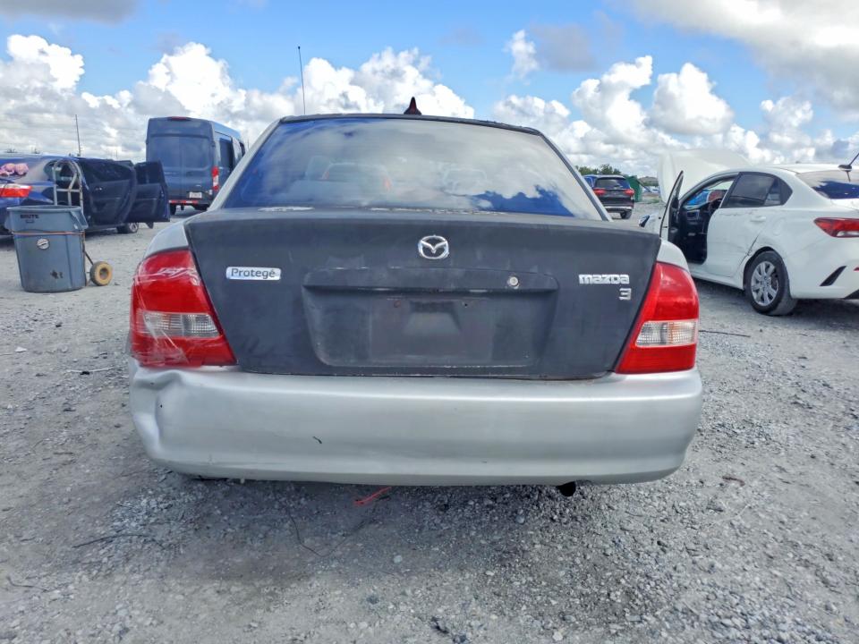 2000 Mazda Protege მანქანა იყიდება აუქციონზე, vin: JM1BJ2224Y0276922, აუქციონის ნომერი: 67143476