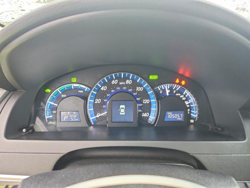 2014 Toyota Camry Hybrid მანქანა იყიდება აუქციონზე, vin: 4T1BD1FK3EU098853, აუქციონის ნომერი: 72193686