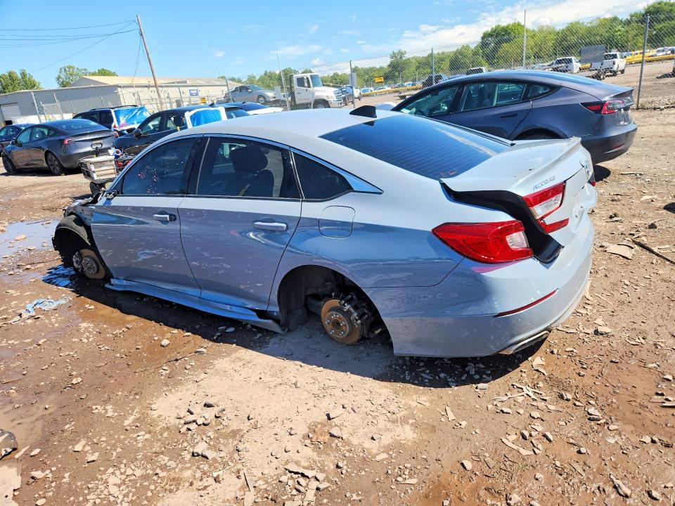 Продаж на аукціоні авто 2022 Honda Accord, vin: 1HGCV1F39NA059301, номер лоту: 67782696