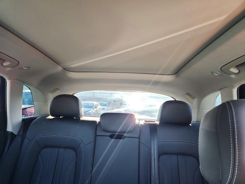 67985606 :رقم المزاد ، WA1EAAFY2N2028281 vin ، 2022 Audi Q5 مزاد بيع