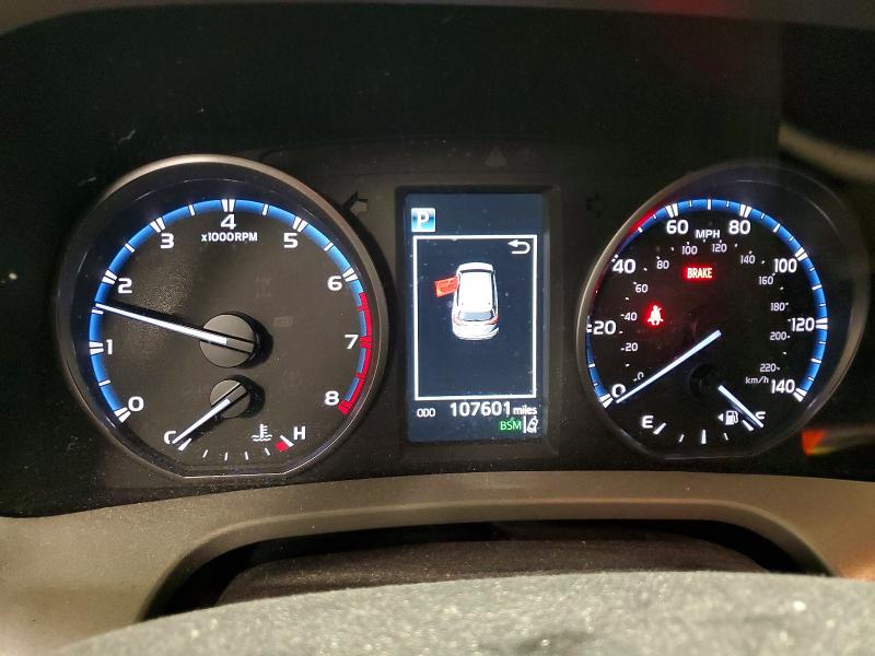 68860876 :رقم المزاد ، 2T3RFREV9JW742716 vin ، 2018 Toyota Rav4 مزاد بيع