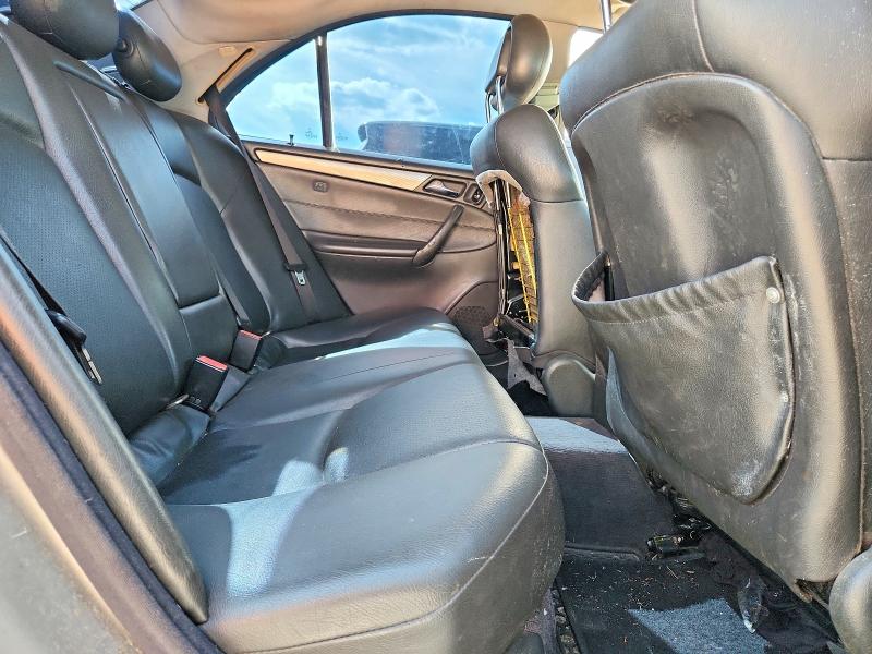 2004 Mercedes-benz C მანქანა იყიდება აუქციონზე, vin: WDBRF40J94F512198, აუქციონის ნომერი: 68030646