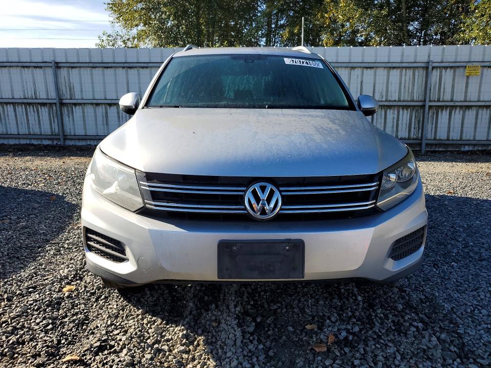 2017 Volkswagen Tiguan მანქანა იყიდება აუქციონზე, vin: WVGRV7AX4HW501216, აუქციონის ნომერი: 67072186