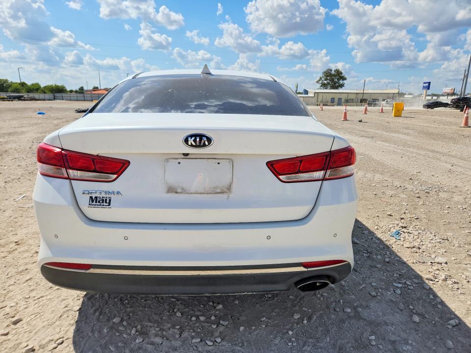 2018 Kia Optima მანქანა იყიდება აუქციონზე, vin: 5XXGT4L36JG257439, აუქციონის ნომერი: 68497416
