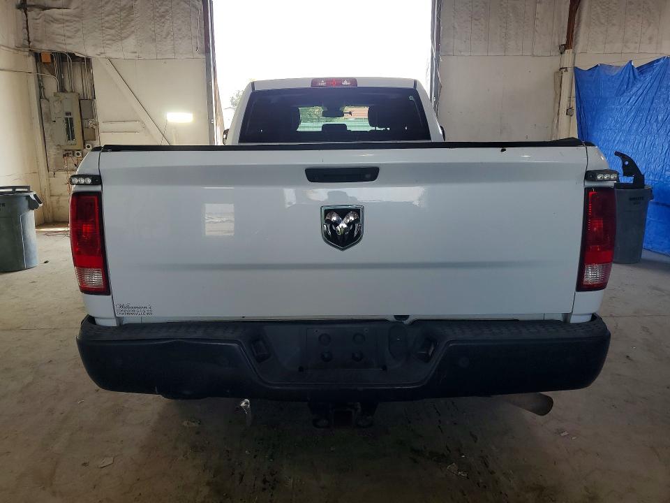 69854266 :رقم المزاد ، 3C6UR4HJ8FG667339 vin ، 2015 Ram 2500 مزاد بيع