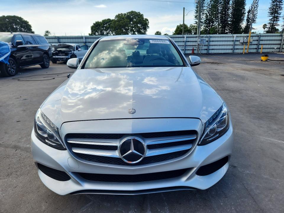 Продажа на аукционе авто 2017 Mercedes-benz C, vin: 55SWF4JBXHU206535, номер лота: 70060966