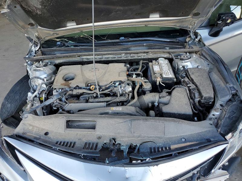 70719736 :رقم المزاد ، 4T1C11AK1NU648376 vin ، 2022 Toyota Camry مزاد بيع