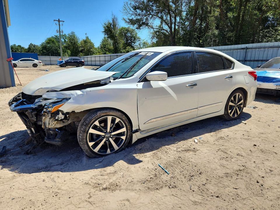 2016 Nissan Altima მანქანა იყიდება აუქციონზე, vin: 1N4AL3APXGC275902, აუქციონის ნომერი: 69160776