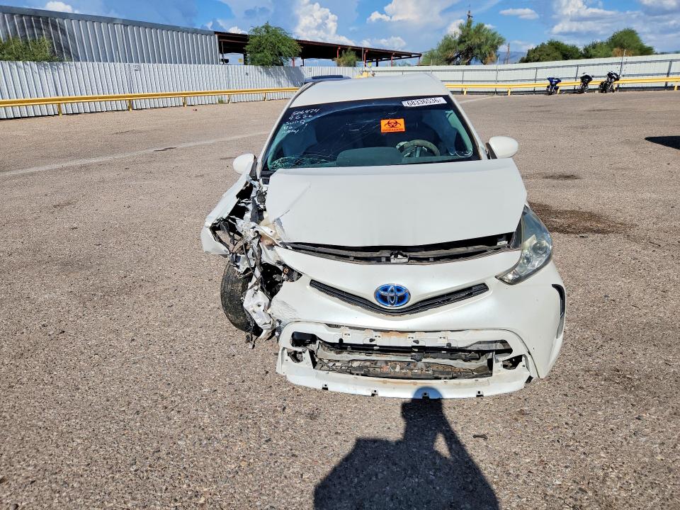 Продажа на аукционе авто 2015 Toyota Prius V, vin: JTDZN3EU1FJ031038, номер лота: 68336536