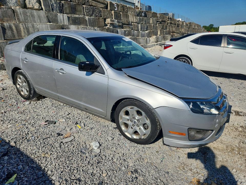69142526 :رقم المزاد ، 3FAHP0HA5BR171203 vin ، 2011 Ford Fusion مزاد بيع