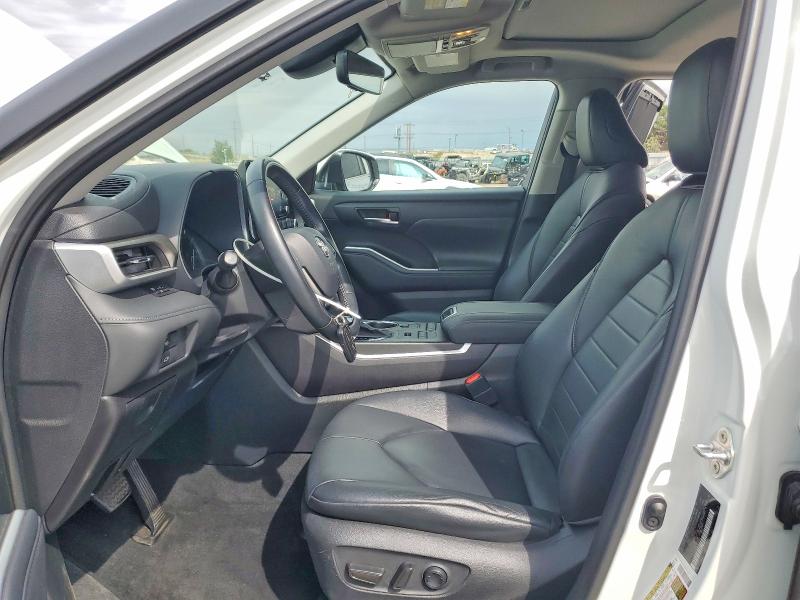 69881026 :رقم المزاد ، 5TDHZRBH8LS519802 vin ، 2020 Toyota Highlander مزاد بيع