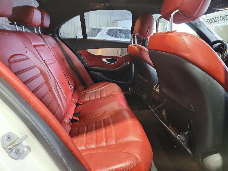 70877036 :رقم المزاد ، 55SWF4KB0FU039257 vin ، 2015 Mercedes-benz C مزاد بيع