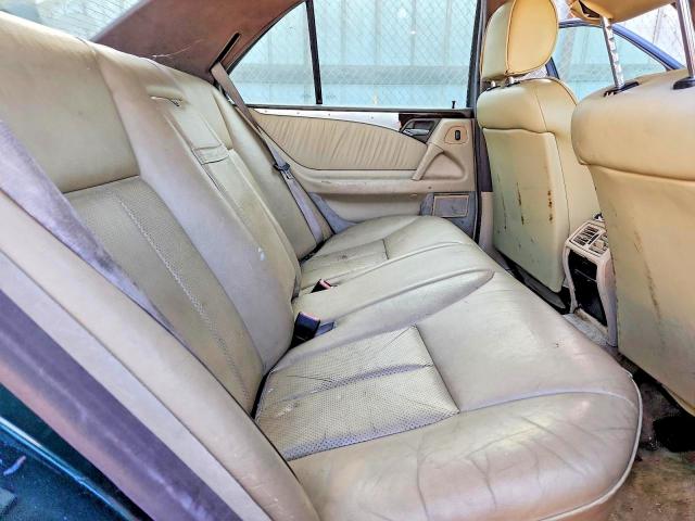 Продажа на аукционе авто 1996 Mercedes-benz E, vin: WDBJF55F2TJ019255, номер лота: 70169896