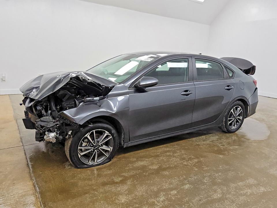 67447636 :رقم المزاد ، 3KPF24AD4RE784474 vin ، 2024 Kia Forte مزاد بيع