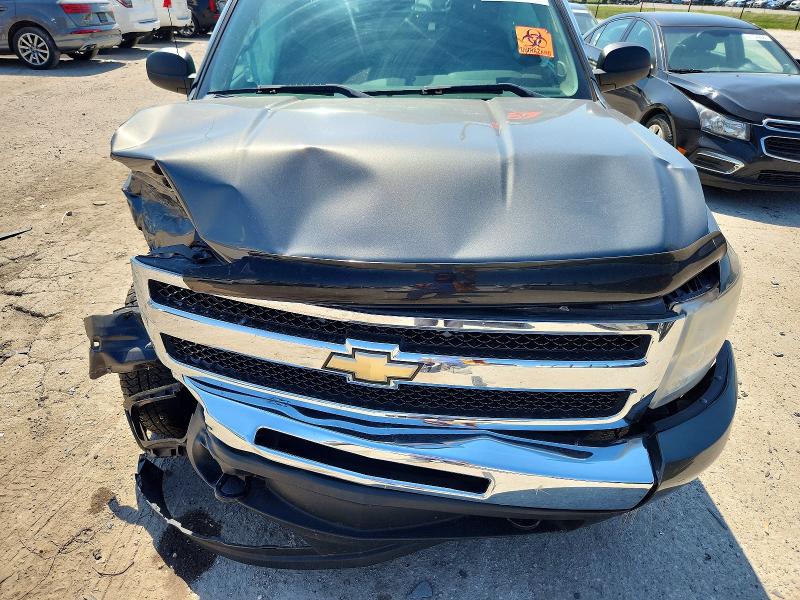 67778126 :رقم المزاد ، 1GCRKSE36BZ436821 vin ، 2011 Chevrolet Silverado مزاد بيع