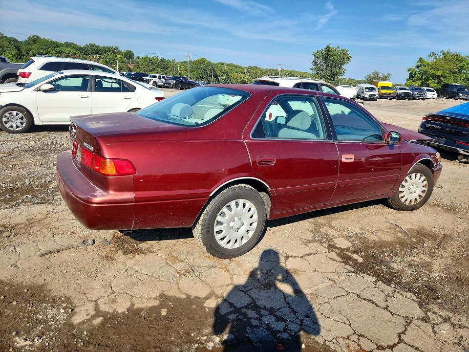 2001 Toyota Camry მანქანა იყიდება აუქციონზე, vin: 4T1BG22K71U108622, აუქციონის ნომერი: 67343596