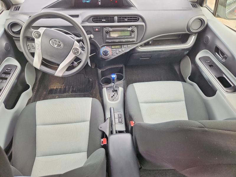 Продажа на аукционе авто 2014 Toyota Prius C, vin: JTDKDTB37E1573632, номер лота: 69933006