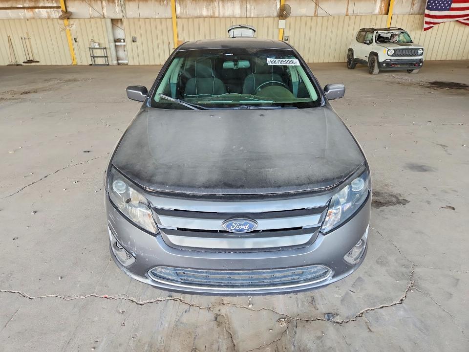 68705086 :رقم المزاد ، 3FAHP0HG3AR275465 vin ، 2010 Ford Fusion مزاد بيع
