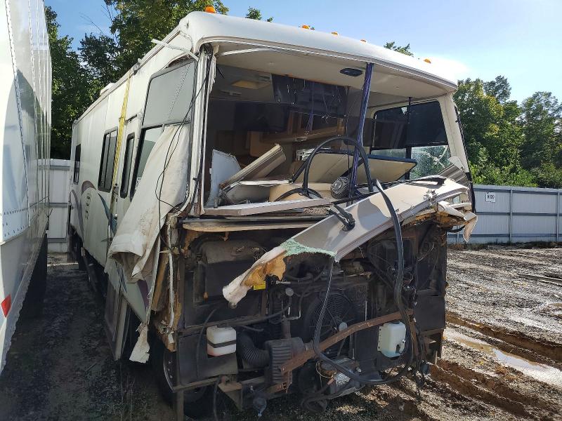 66796686 :رقم المزاد ، 5B4KP37J5X3311538 vin ، 1999 Workhorse Custom Chassis Motorhome Chassis مزاد بيع