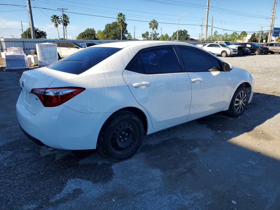 69561416 :رقم المزاد ، 5YFBURHE7GP398020 vin ، 2016 Toyota Corolla مزاد بيع