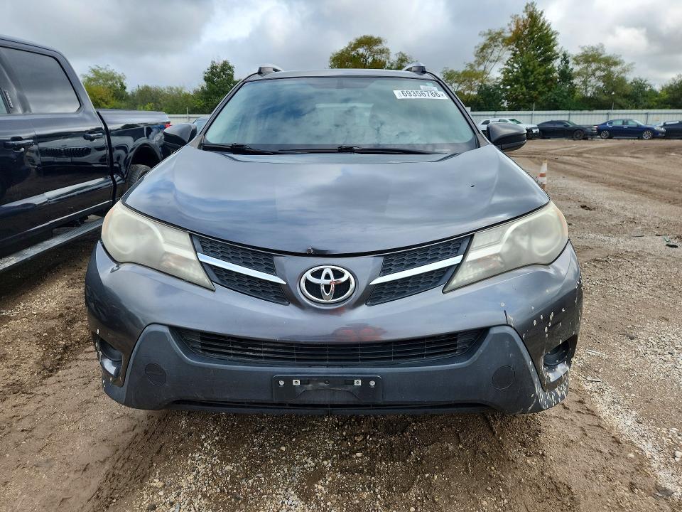69356786 :رقم المزاد ، JTMZFREVXFD058097 vin ، 2015 Toyota Rav4 مزاد بيع