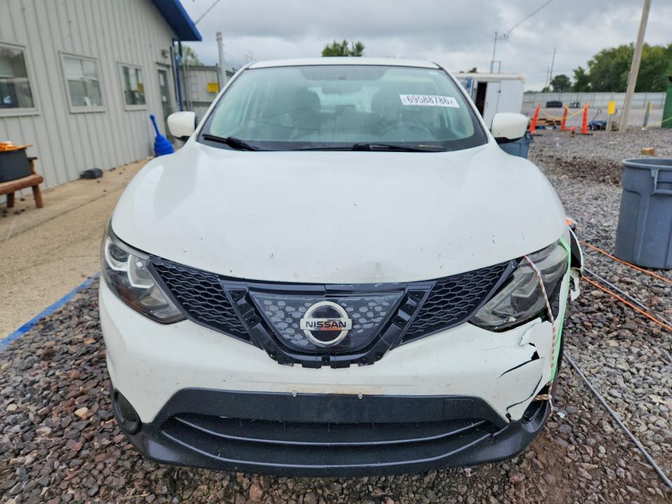 2018 Nissan Rogue Sport მანქანა იყიდება აუქციონზე, vin: JN1BJ1CR5JW258800, აუქციონის ნომერი: 69588786