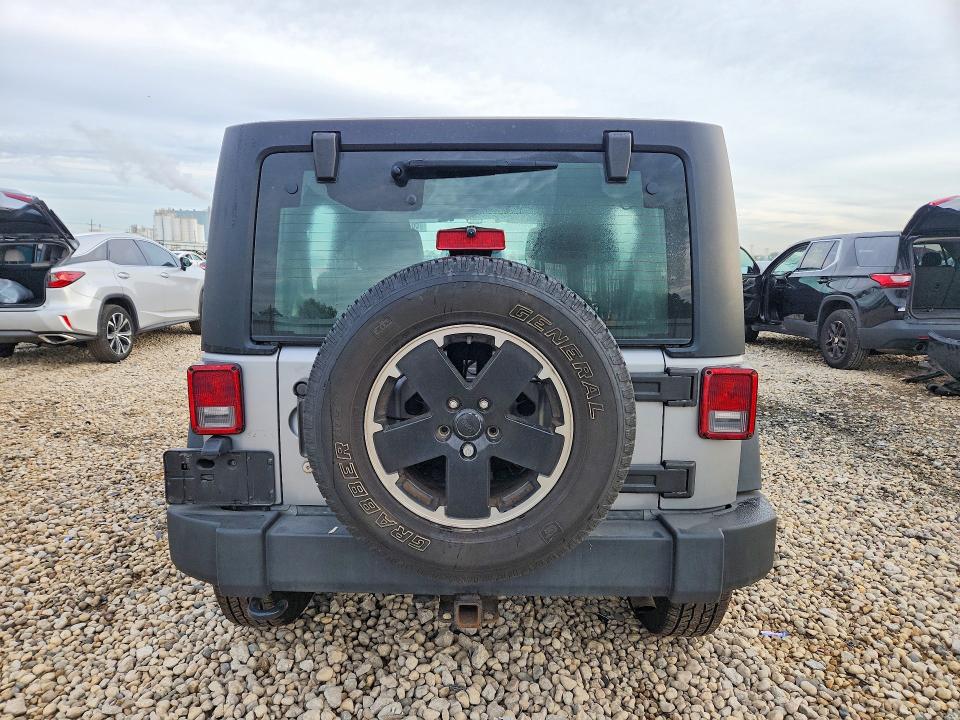 2014 Jeep Wrangler Unlimited მანქანა იყიდება აუქციონზე, vin: 1C4BJWDG4EL306074, აუქციონის ნომერი: 68330146