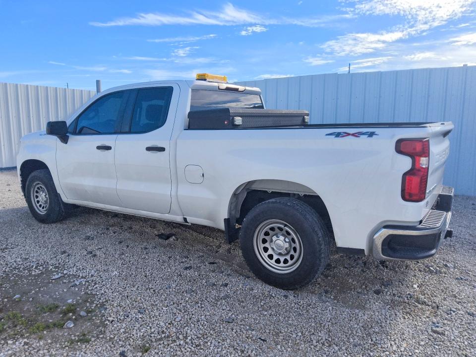 Продажа на аукционе авто 2021 Chevrolet Silverado, vin: 1GCRYAEF1MZ330122, номер лота: 69384646