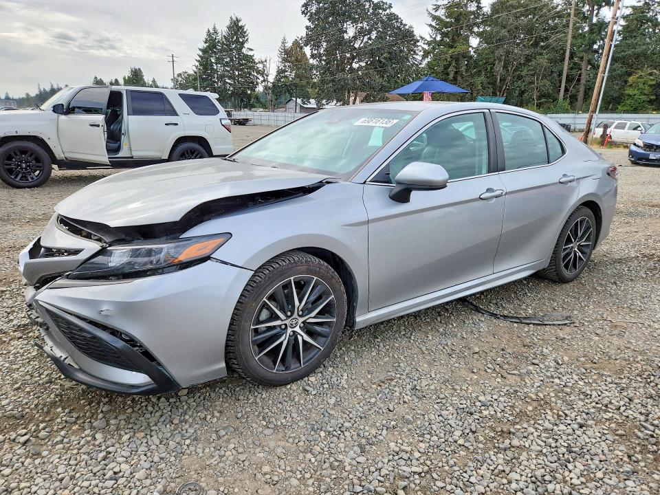 Aukcja sprzedaży 2021 Toyota Camry, vin: 4T1G11AK4MU409548, numer aukcji: 69816136