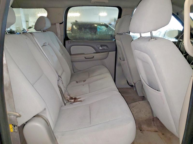71127806 :رقم المزاد ، 1GNFK16337J211510 vin ، 2007 Chevrolet Suburban مزاد بيع