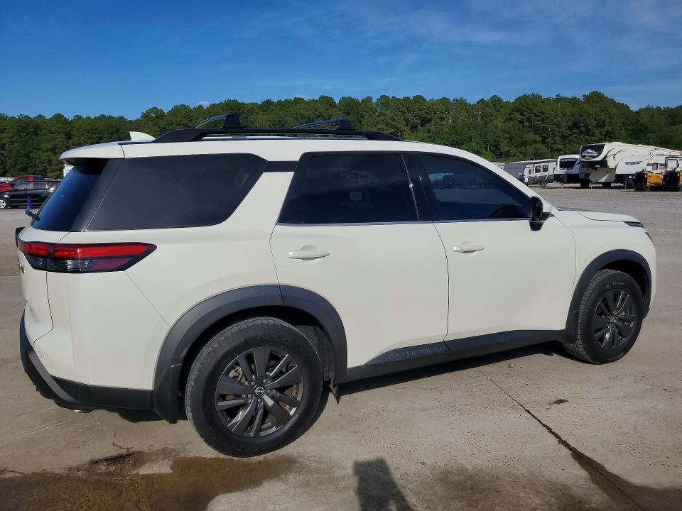 2022 Nissan Pathfinder მანქანა იყიდება აუქციონზე, vin: 5N1DR3BB4NC215583, აუქციონის ნომერი: 67395726
