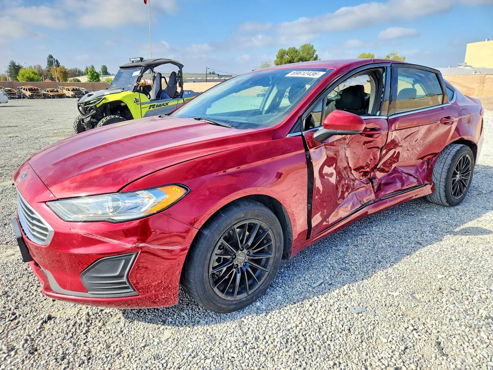 Auction sale of the 2019 Ford Fusion, vin: 3FA6P0LU4KR222120, lot number: 69612436