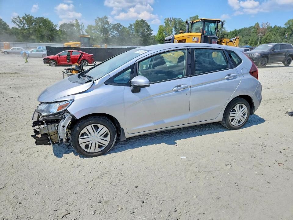 67219076 :رقم المزاد ، 3HGGK5H40KM727783 vin ، 2019 Honda Fit مزاد بيع