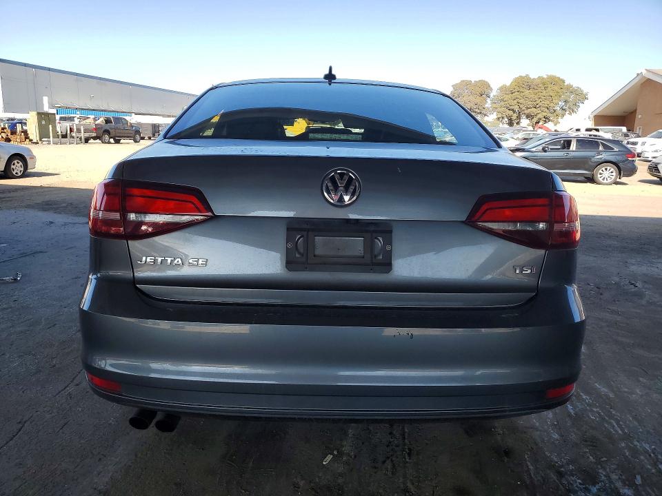 2017 Volkswagen Jetta მანქანა იყიდება აუქციონზე, vin: 3VWDB7AJ6HM243250, აუქციონის ნომერი: 68790996