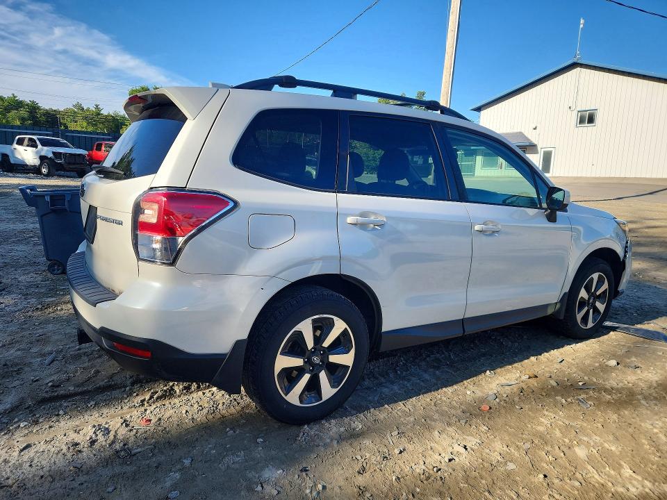 68683566 :رقم المزاد ، JF2SJAEC3JG504907 vin ، 2018 Subaru Forester مزاد بيع