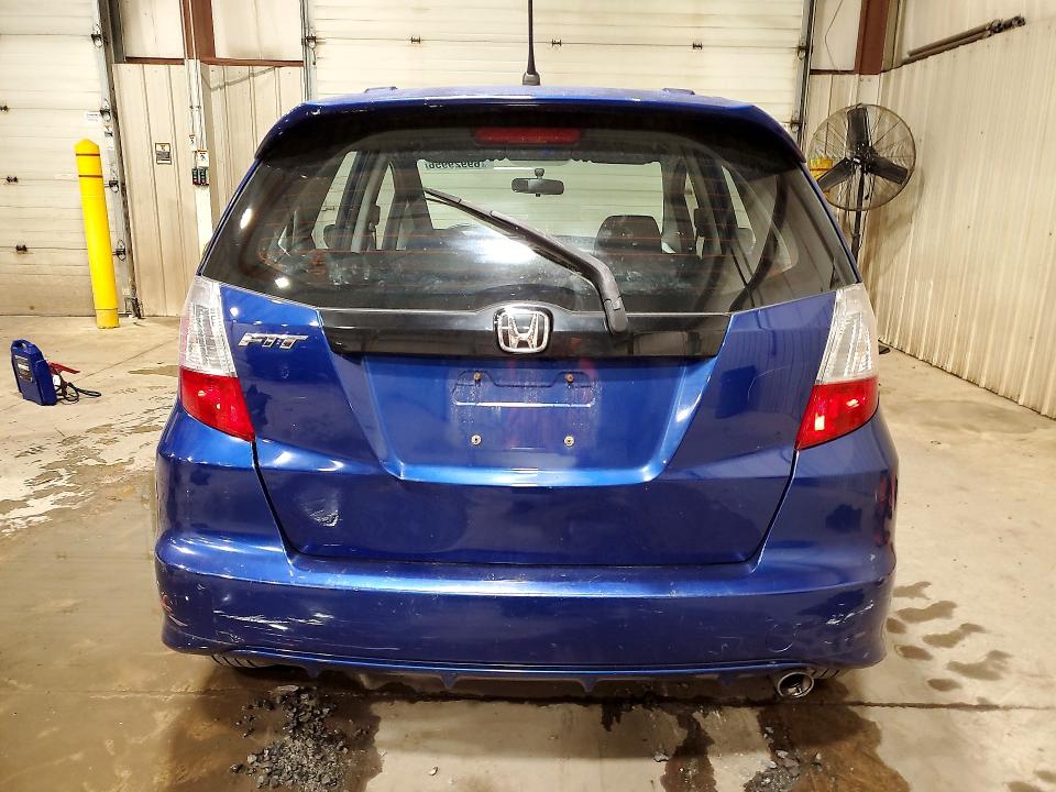 Продажа на аукционе авто 2010 Honda Fit, vin: JHMGE8H47AC000307, номер лота: 69929956