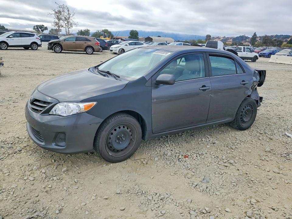 69990826 :رقم المزاد ، 2T1BU4EE0DC983265 vin ، 2013 Toyota Corolla مزاد بيع