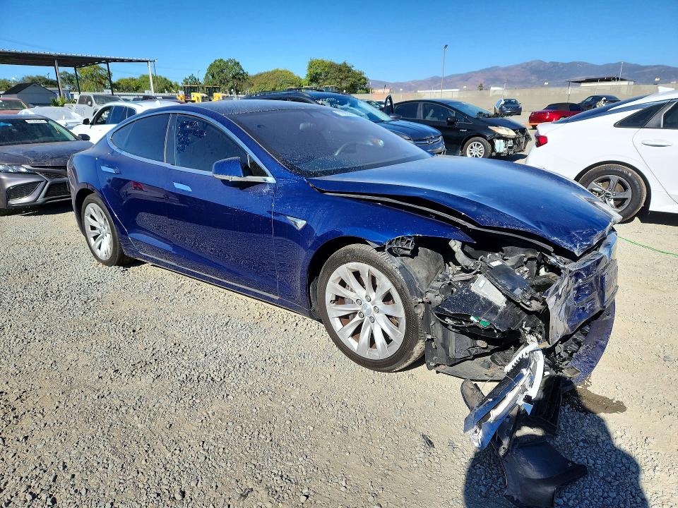Продаж на аукціоні авто 2018 Tesla Model S, vin: 5YJSA1E29JF246165, номер лоту: 67906366